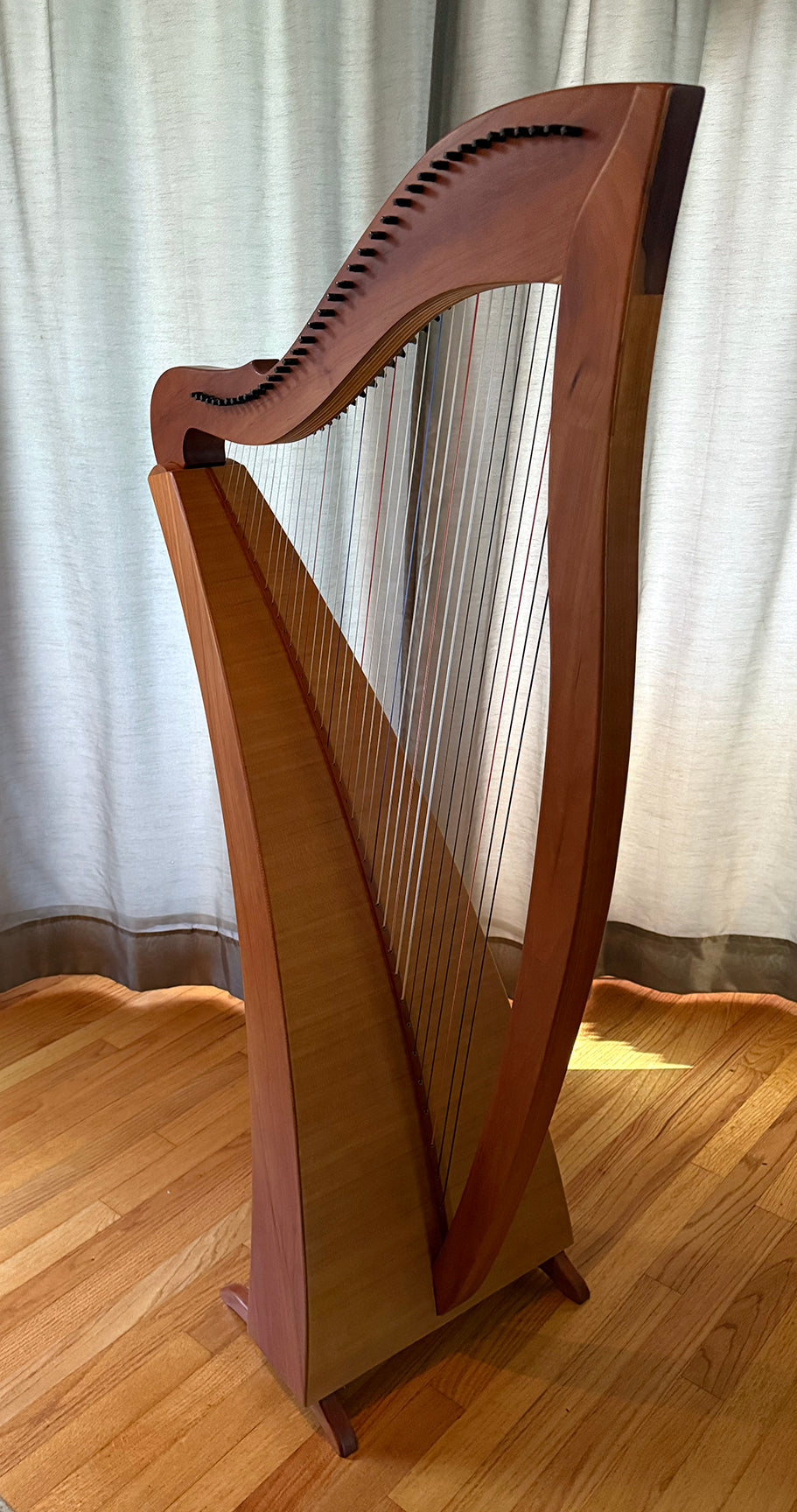 Heartland Oriana Lever Harp - Pre-owned (in stock) image 0