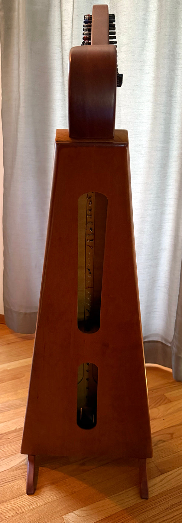 Heartland Oriana Lever Harp - Pre-owned (in stock) image 1